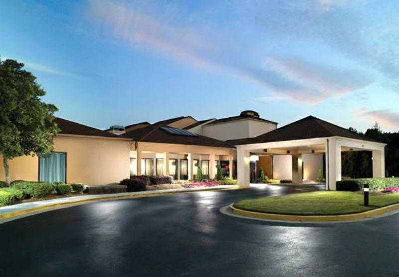 Courtyard By Marriott Atlanta Airport South/Sullivan Road College Park Exterior foto